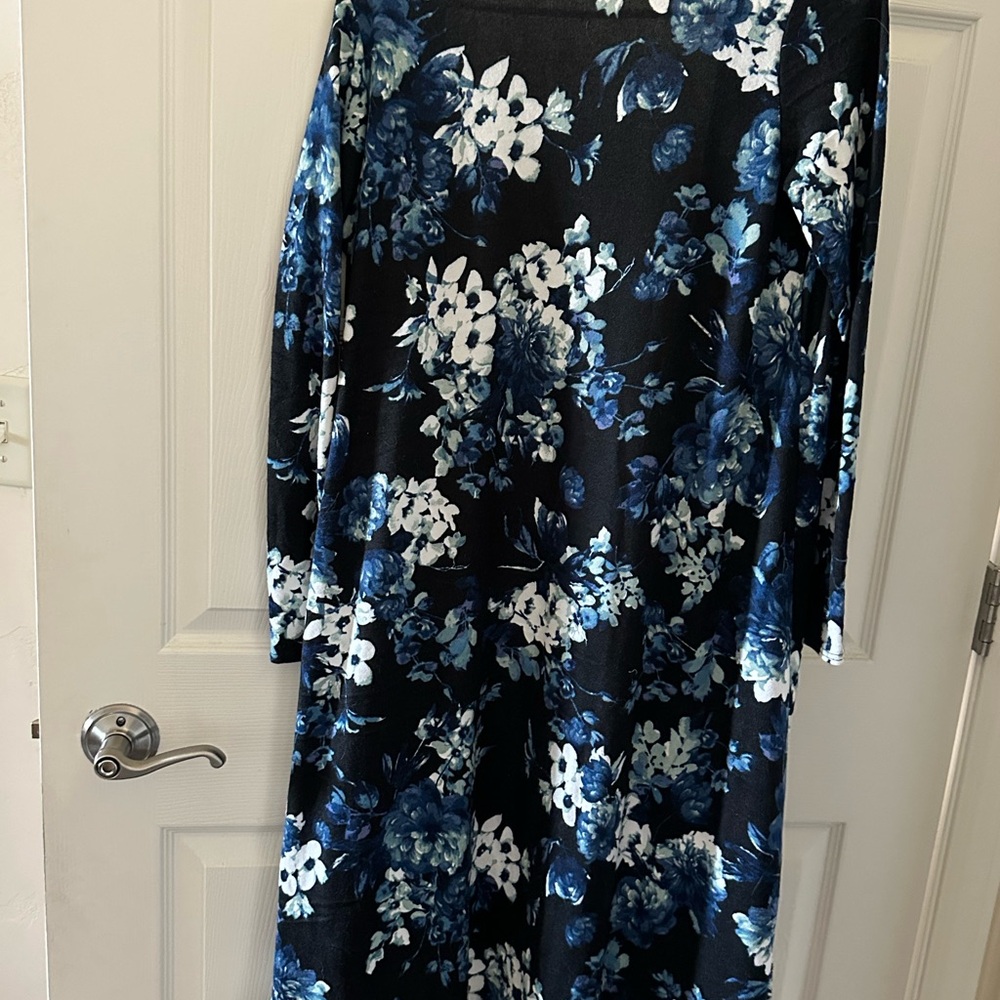 Floral Blue Kimono Robe - Picture 2 of 3